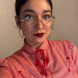 Meet your Posher, Norma